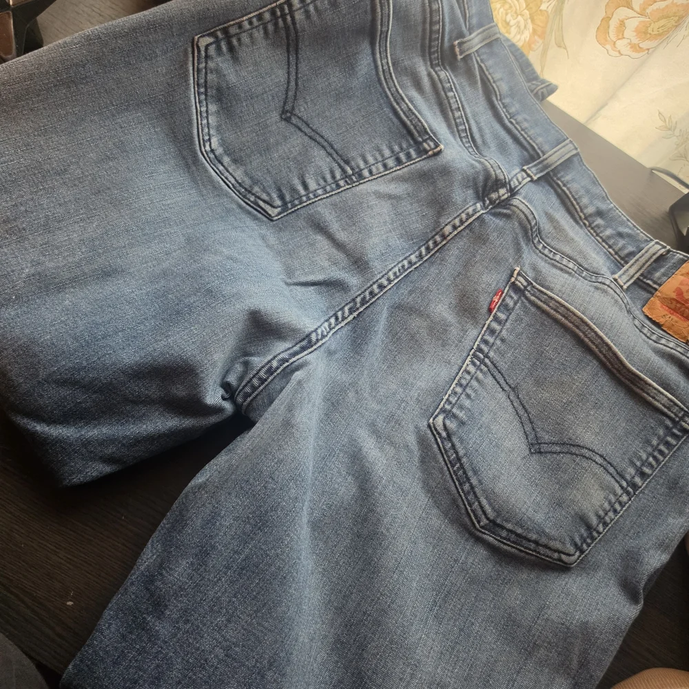 Levi's Relaxed Fit Blue Jeans